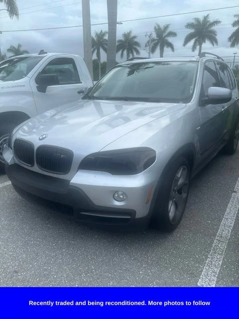 Used 2010 Silver BMW xDrive35d image 1