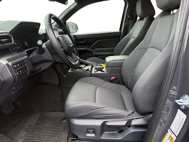 2025 Toyota Tacoma SR5 - Photo 9