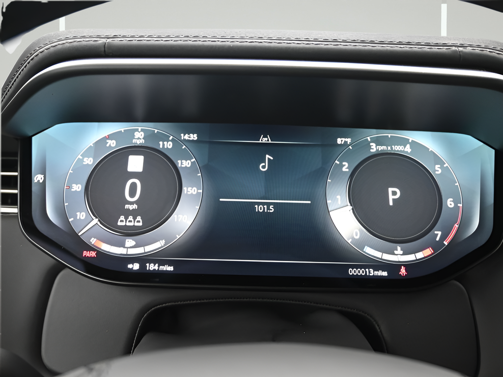 New 2026  Land Rover Dynamic SE image 16