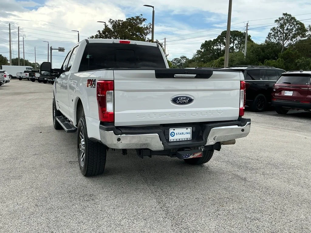 Used 2019 White Ford Lariat image 9