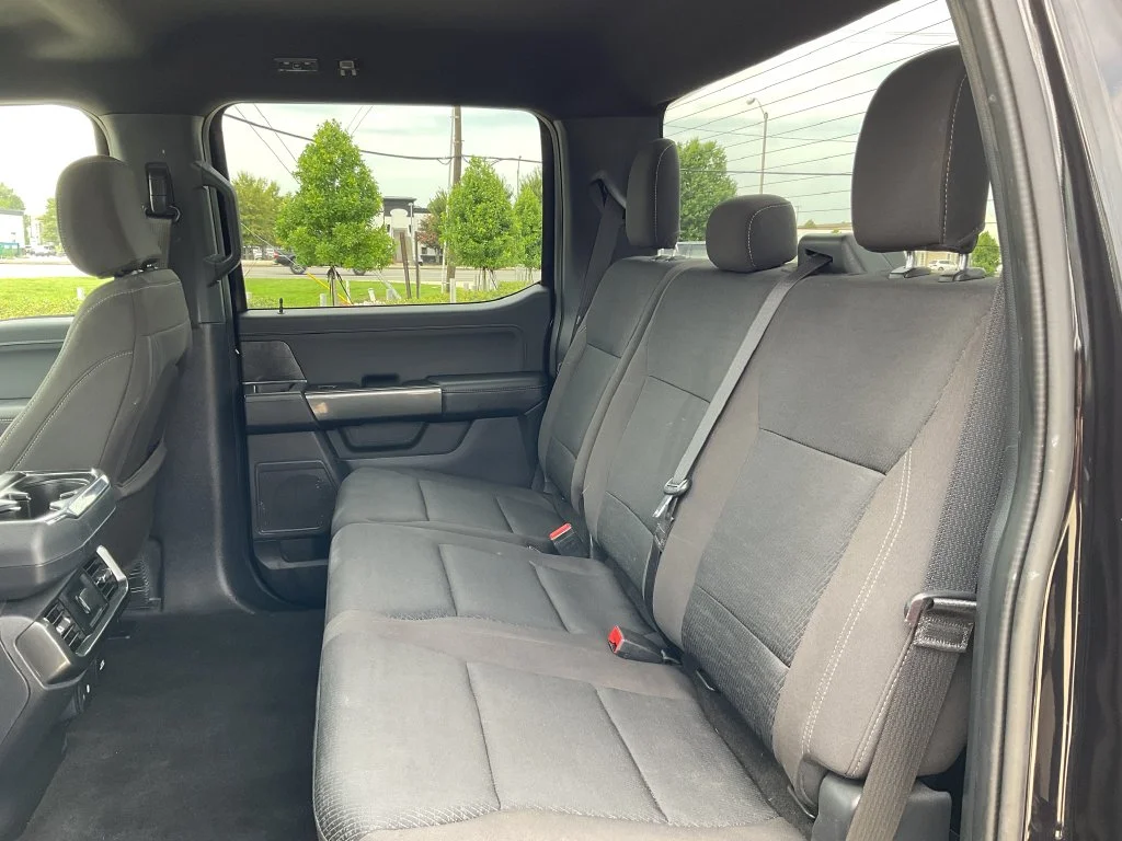 Used 2023 Black Ford XLT image 13
