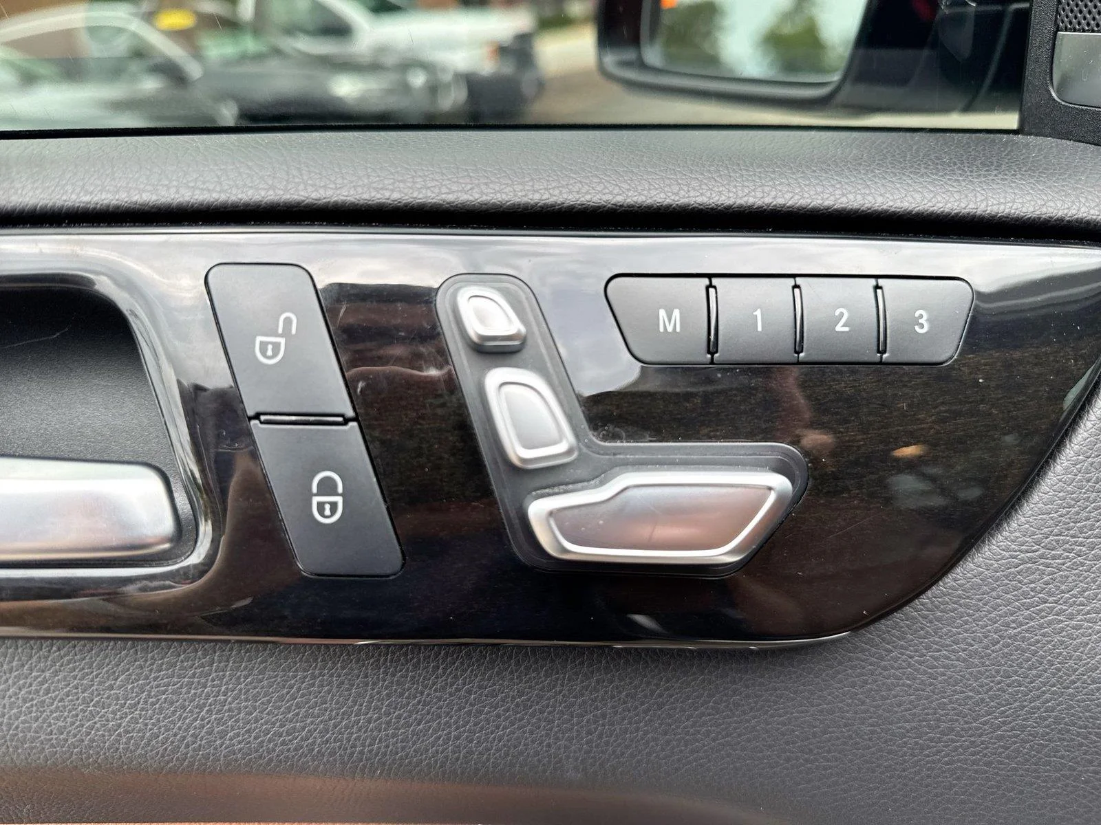 Used 2019 Polar White Mercedes-Benz AMG® GLE 43 image 4