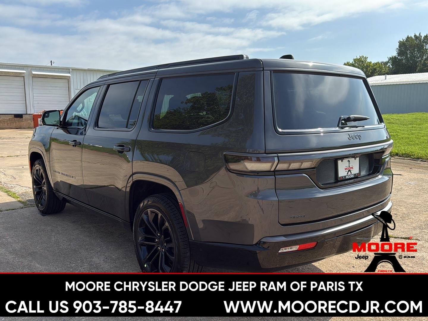 New 2026 Baltic Gray Metallic Clearcoat Jeep Summit Obsidian image 5