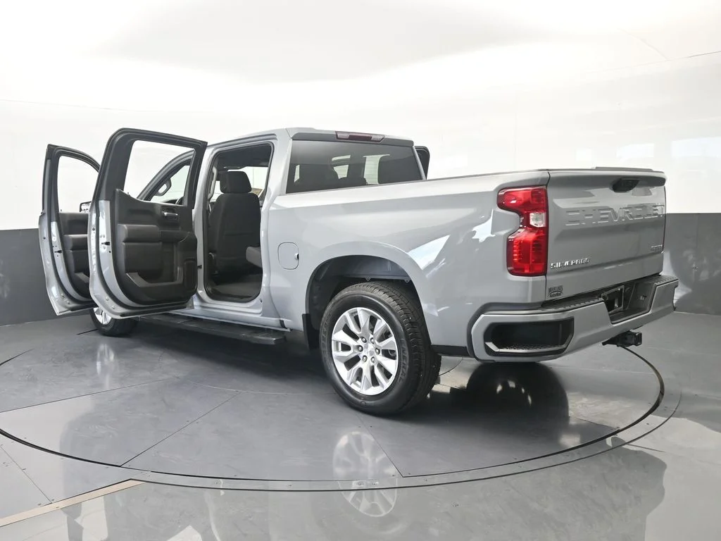 Used 2024 Slate Gray Metallic Chevrolet Custom image 78