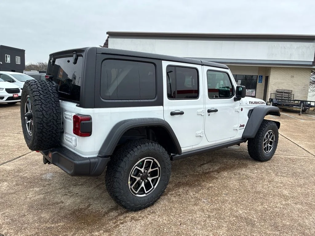 New 2026 Bright White Clear-Coat Exterior Paint Jeep Rubicon image 5
