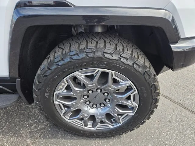 2024 GMC HUMMER EV 3X - Photo 11