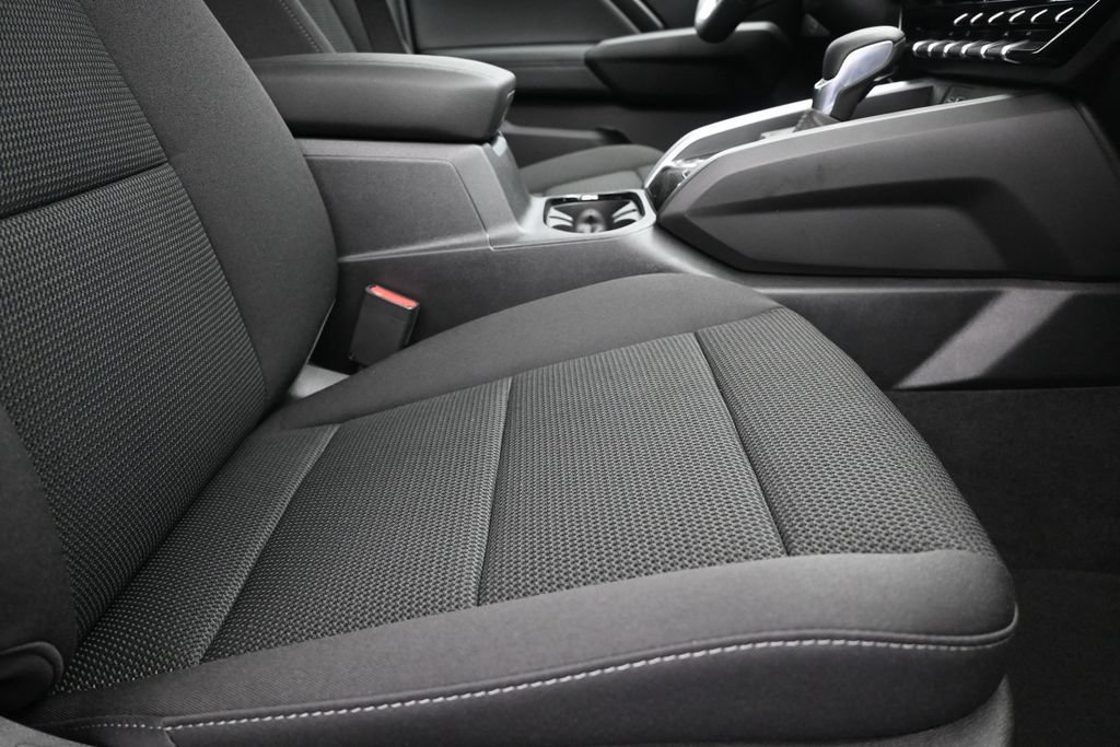 2026 Chevrolet Colorado LT - Photo 26