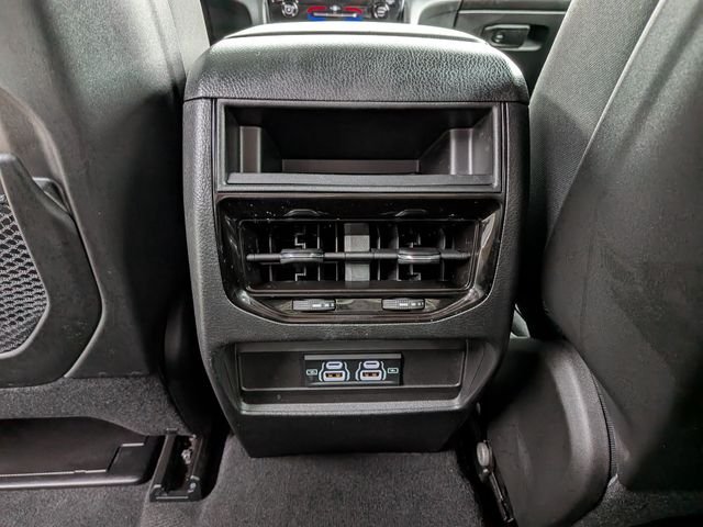 Used 2025 Silver Jeep Laredo X image 10