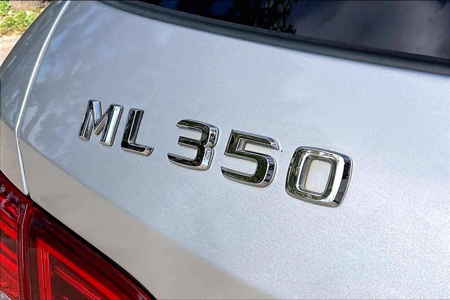 Used 2012 Iridium Silver Metallic Mercedes-Benz ML 350 BlueTEC® image 9
