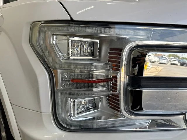 Used 2019 White Platinum Clearcoat Metallic Ford Lariat image 34
