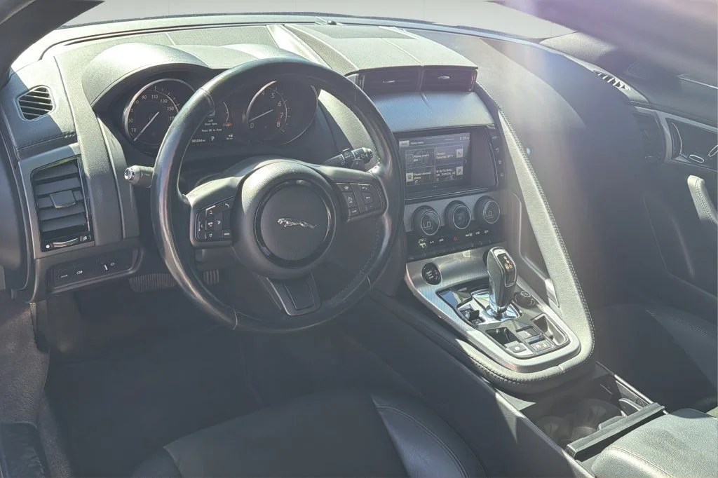 Used 2017 Gray Jaguar Premium image 19