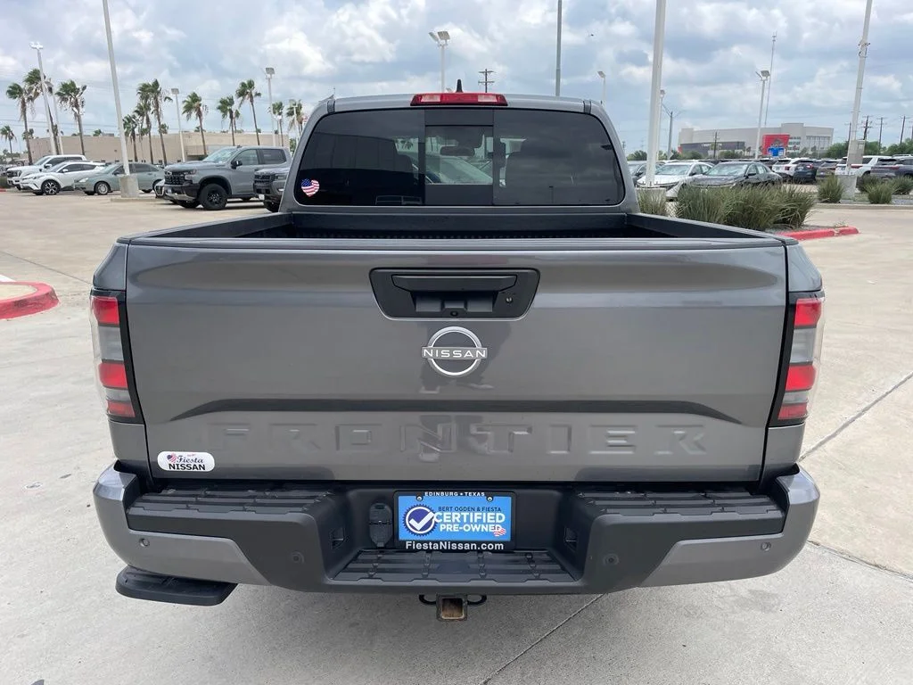 Used 2025 Gray Nissan SV image 6