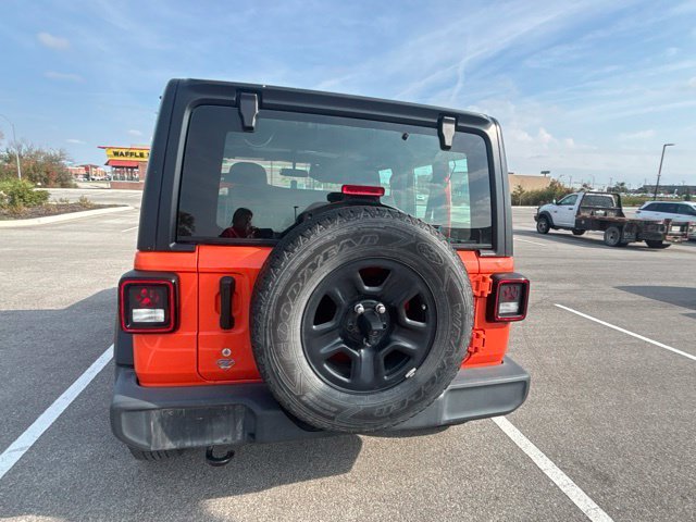 Used 2018 Orange Jeep Sport image 3