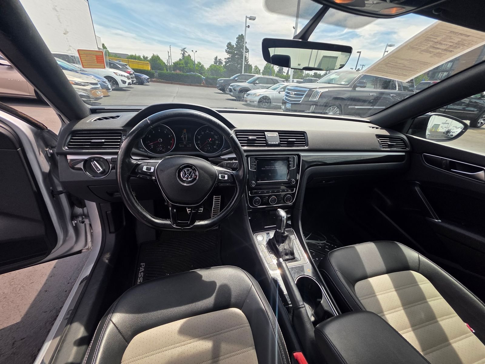 Used 2018 Silver Volkswagen 3.6L V6 GT image 12
