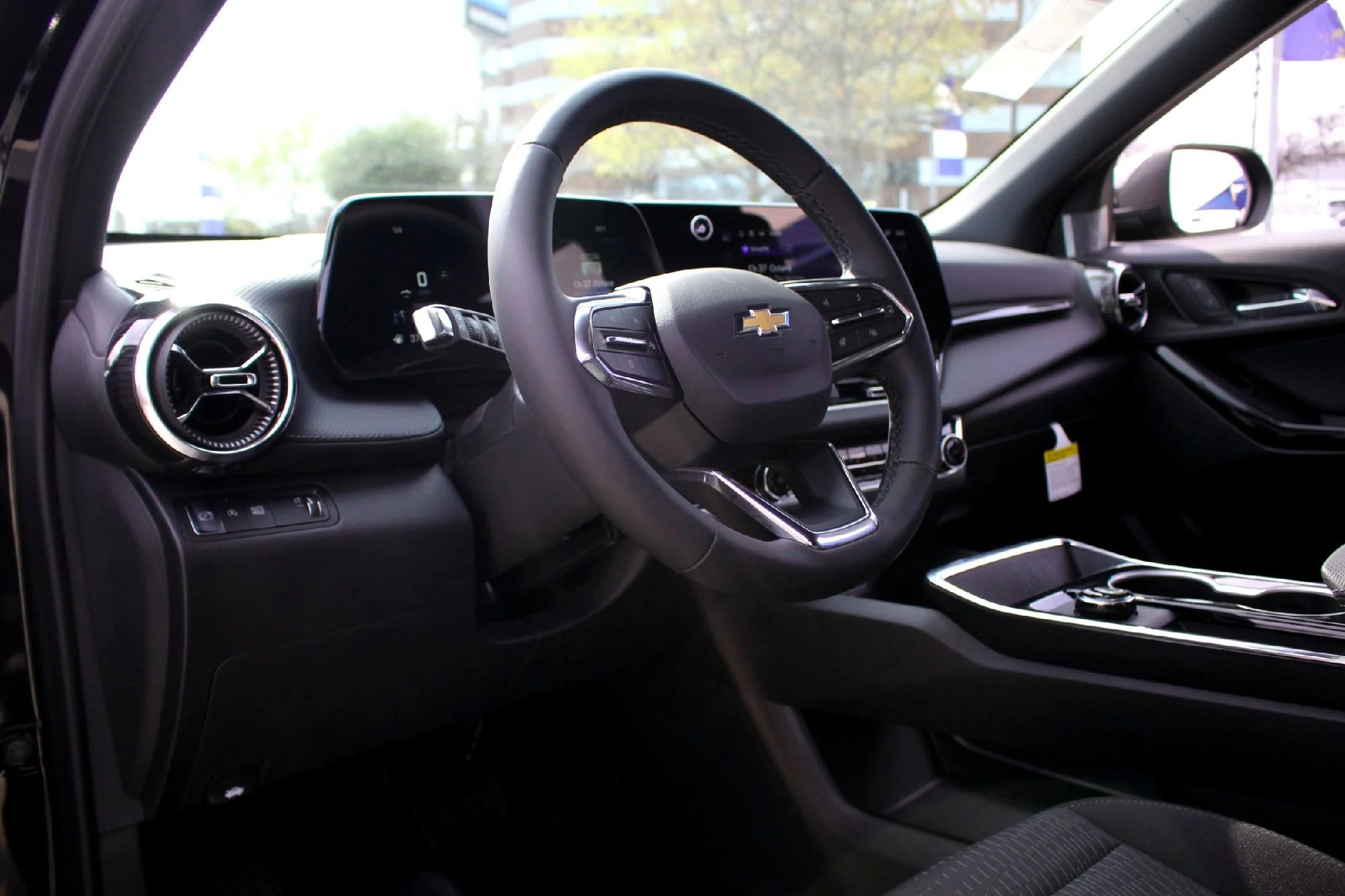 2026 Chevrolet Equinox LT - Photo 6