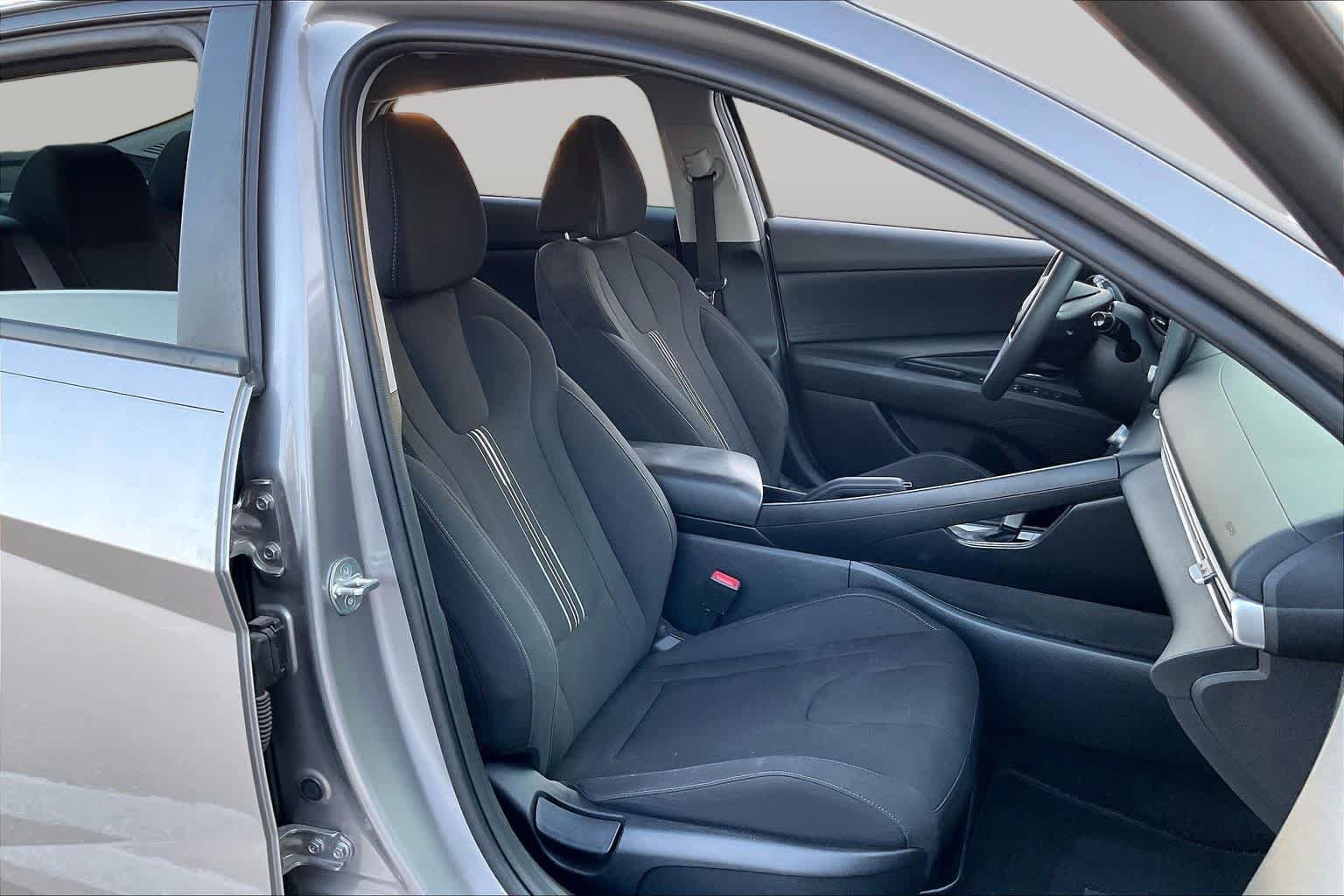 Pre-Owned 2023 Hyundai Elantra SEL