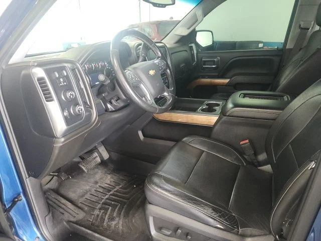 Used 2016 Deep Ocean Blue Metallic Chevrolet LTZ image 13