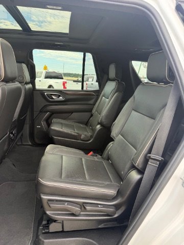 Used 2021 Iridescent Pearl Tricoat Chevrolet Premier image 13