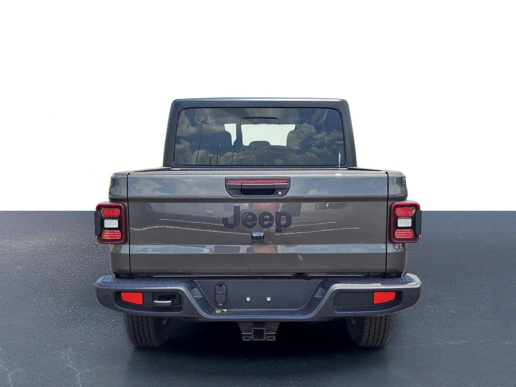 New 2026 Granite Crystal Metallic Clear-Coat Exterior Paint Jeep Sport S image 11