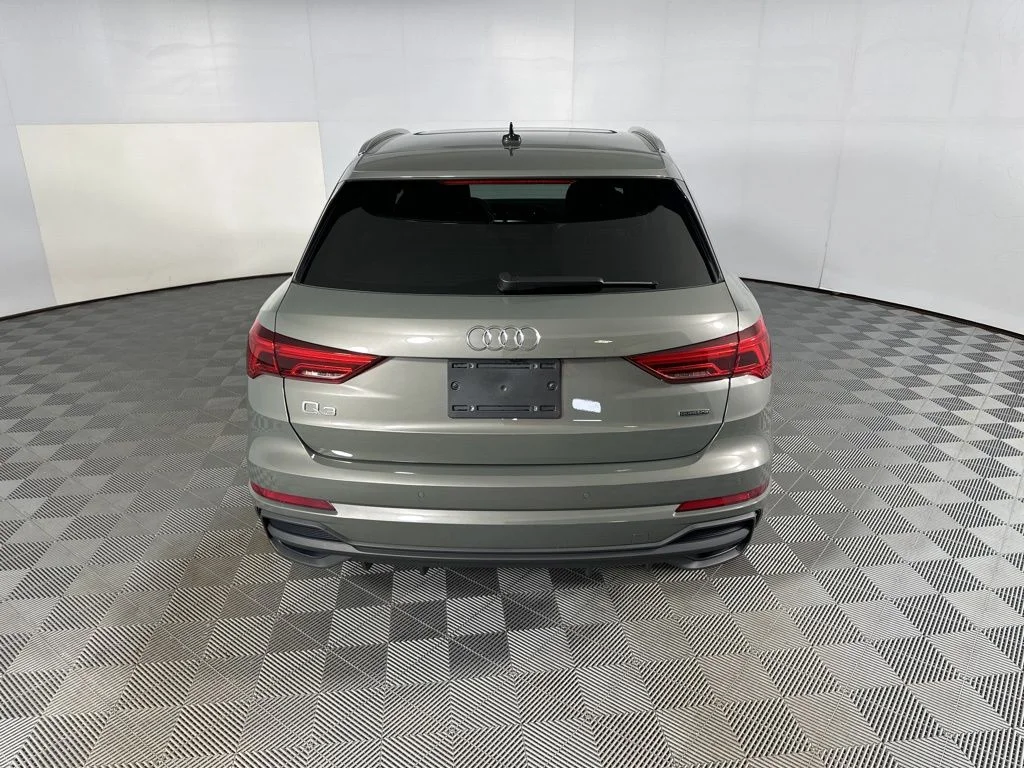 Used 2025 Gray Audi Premium image 9