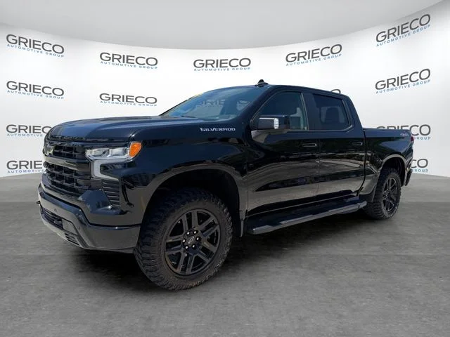 Used 2025 Black Chevrolet RST image 3