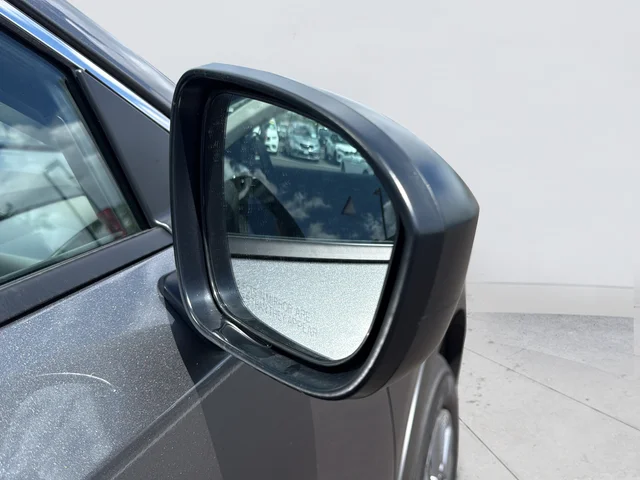 New 2026 Gray Nissan S image 31
