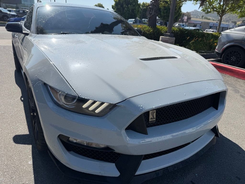 Used 2017 White Ford Shelby GT350 image 1