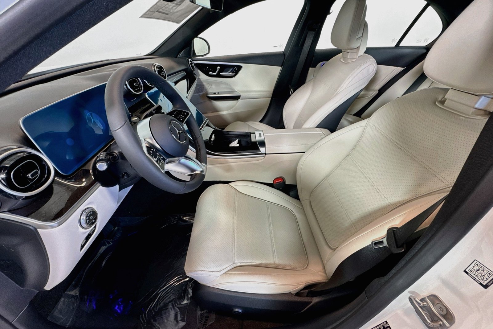 New 2026 Polar White Mercedes-Benz C 300 image 18