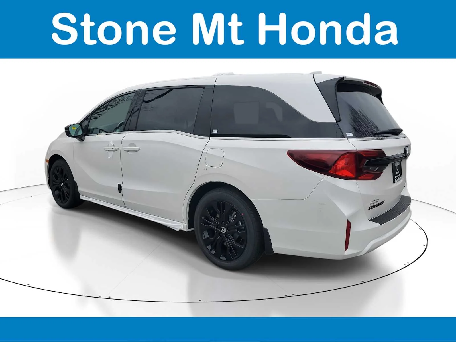 New 2026 Platinum White Pearl Honda Sport-L image 4