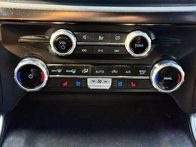 Used 2023 White Ford Tremor image 22