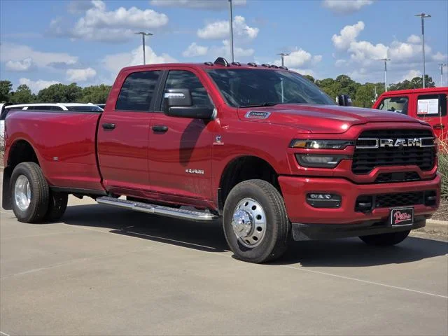 New 2026 Molten Red Pearl-Coat Exterior Paint RAM Big Horn image 1