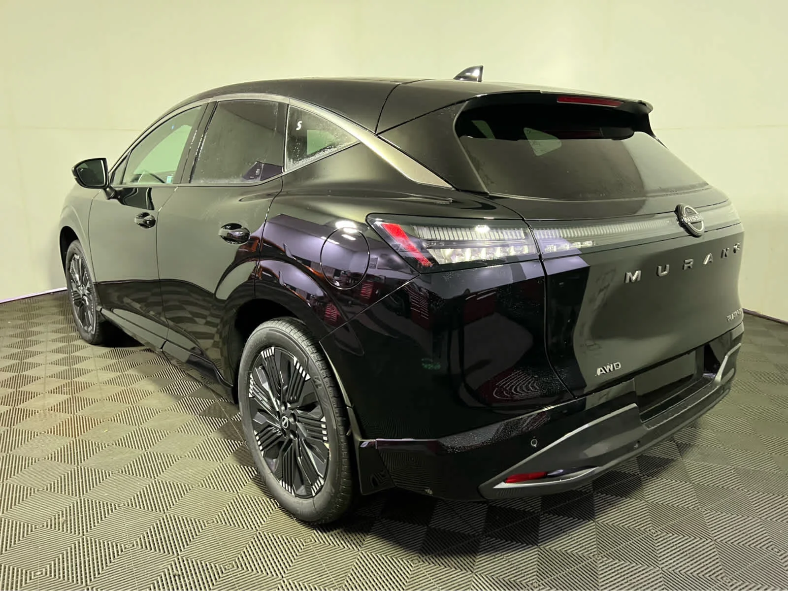 New 2026 SUPER BLAC Nissan Platinum image 5