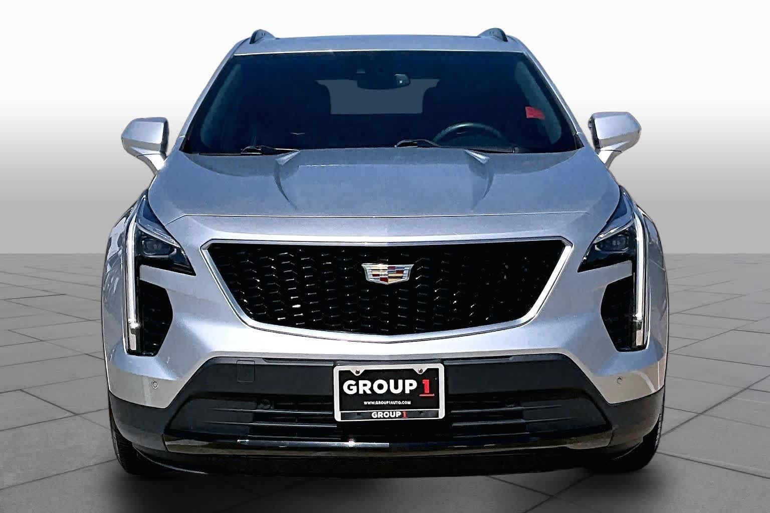Used 2020 Radiant Silver Metallic Cadillac FWD Sport image 4