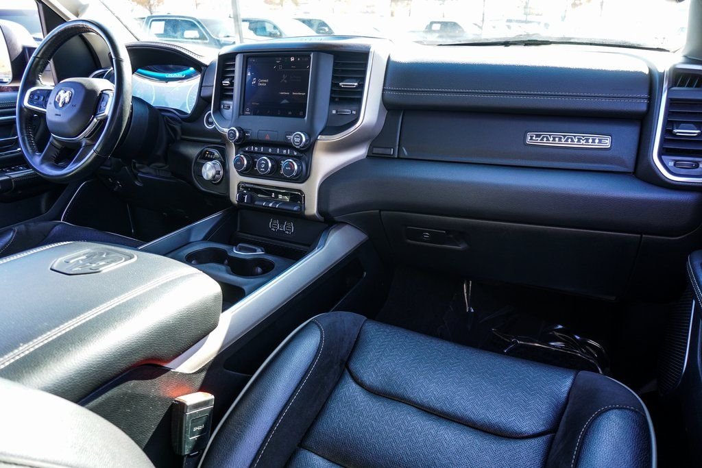 Used 2022 Black Ram Laramie image 12