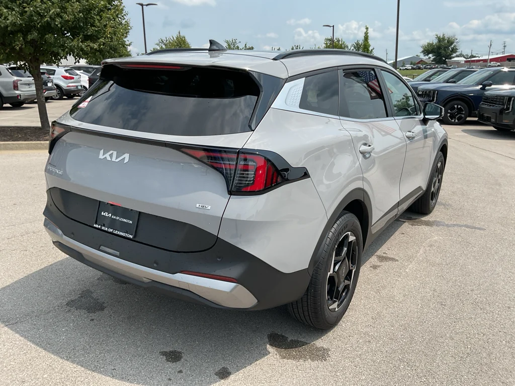 Used 2026 Wolf Gray Kia EX image 10