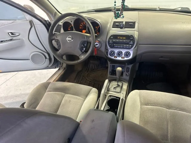 Used 2003 Black Nissan 3.5 SE image 23