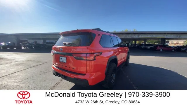 2023 Toyota Sequoia TRD Pro - Photo 7
