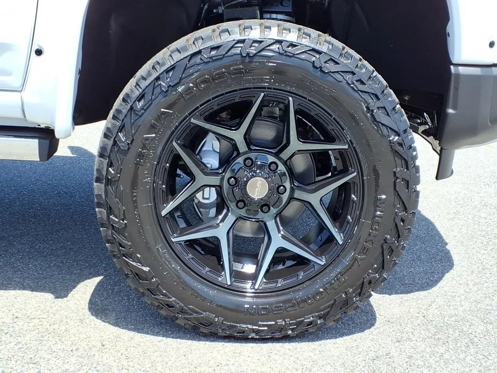 New 2026 Summit White Chevrolet LTZ image 24