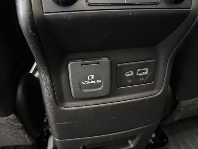 2021 GMC Acadia Denali - Photo 19