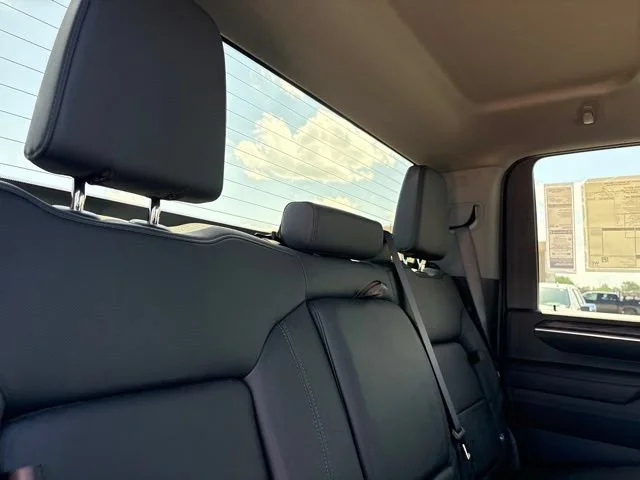 2026 GMC Sierra 2500HD SLT - Photo 41