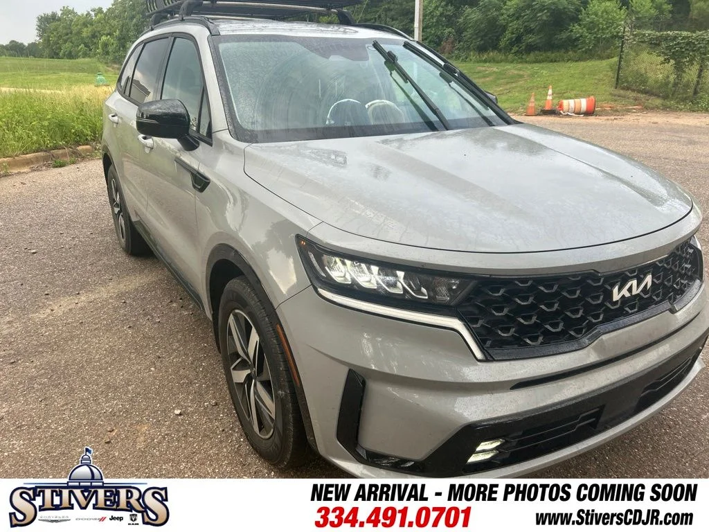 Used 2023 Gray Kia EX image 1