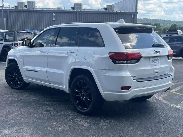 Used 2020 White Jeep Altitude image 6