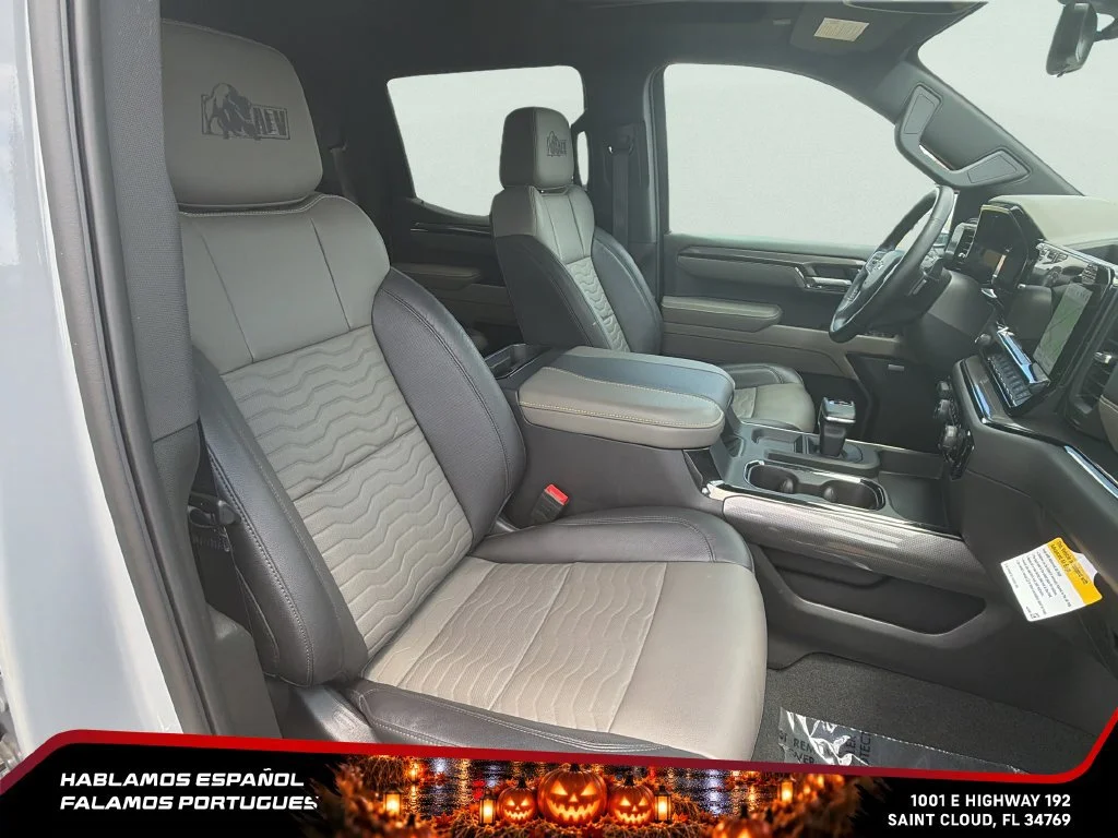 Used 2025 Slate Gray Metallic Chevrolet ZR2 image 32