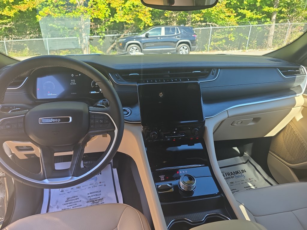 Used 2024 Black Jeep Limited image 17