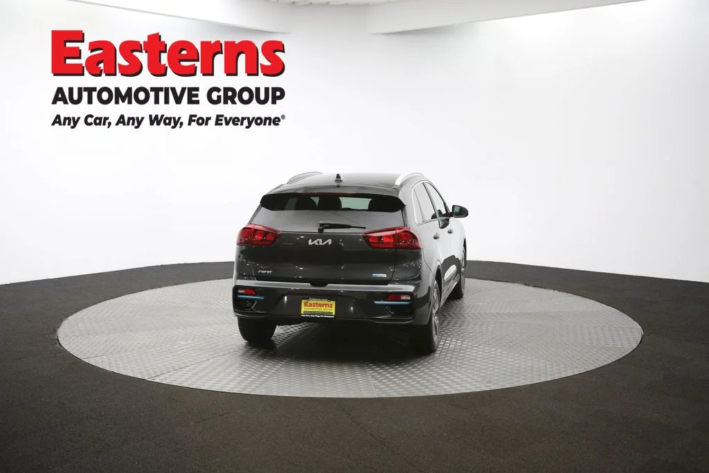 Used 2022 Gray Kia EX image 36
