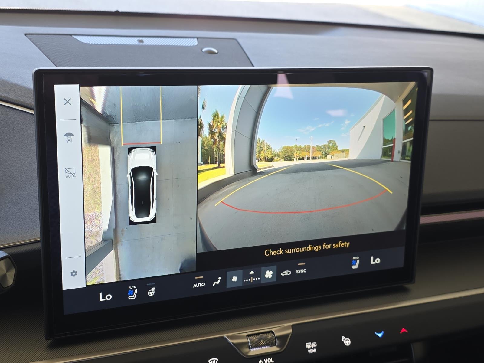 New 2026 Iridium Lexus ES 350h PREMIUM+ image 13