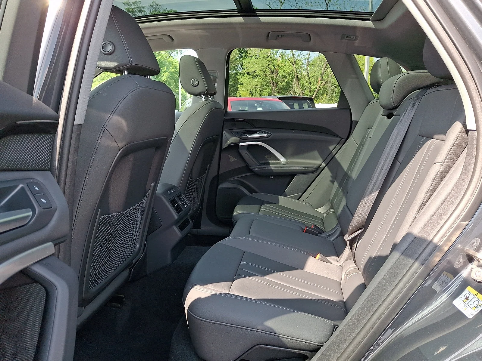 Used 2025 Tambora Gray Metallic   N7n7 Audi Premium image 10