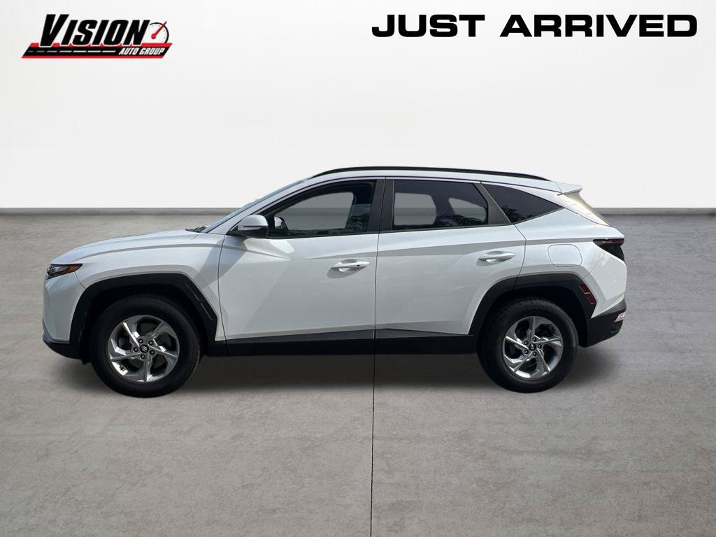 Used 2022 Gray Hyundai SEL image 5