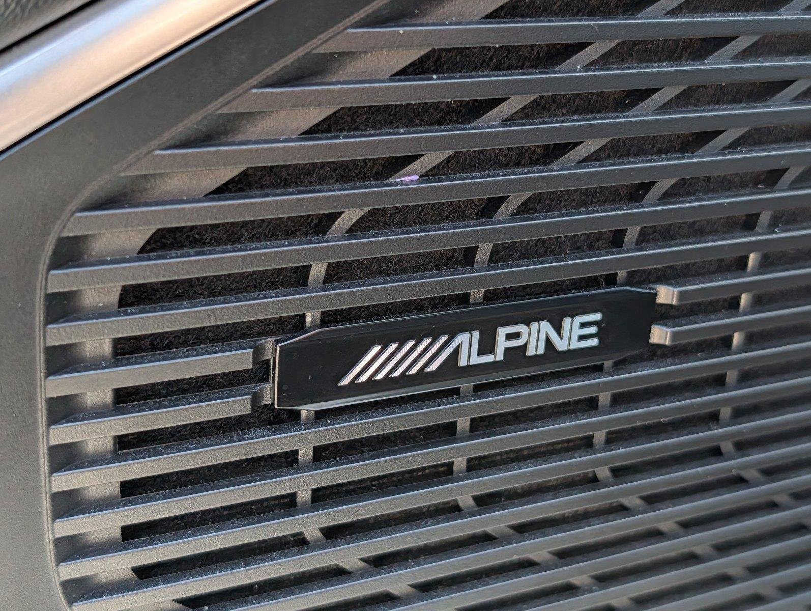 2025 Jeep Wagoneer Series II - Photo 17