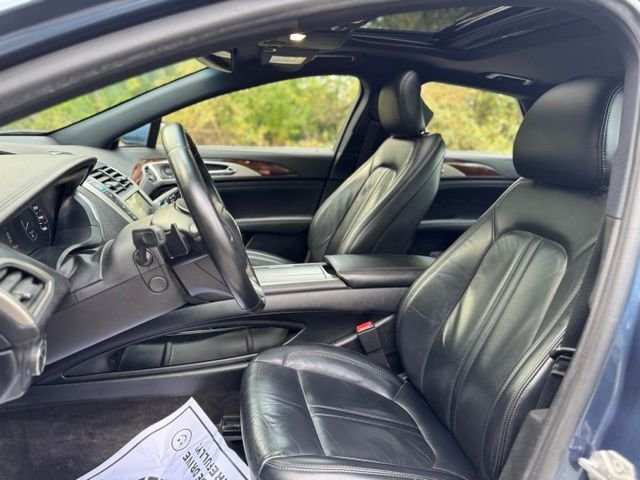 Used 2019 Diamond Lincoln Reserve image 10
